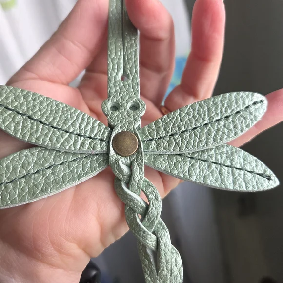 Portland Leather Goods Dragonfly Tassel - Picture 2 of 5